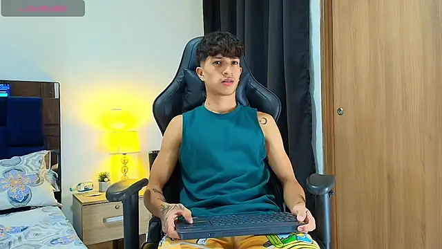  CamiloBass online show from 04.26.26