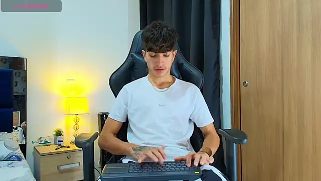  CamiloBass online show from 05.08.26