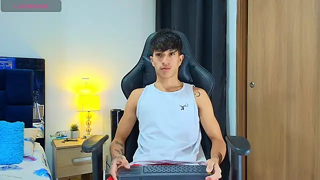  CamiloBass online show from 05.12.26