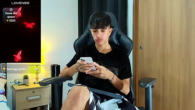  CamiloBass online show from 05.19.26