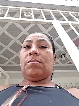 OliviaBurning online show from 11.12.25