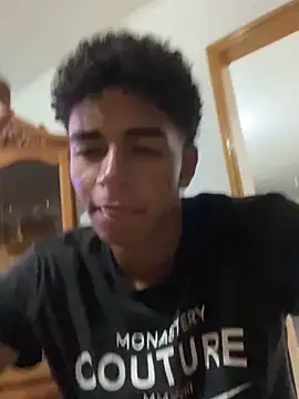 Snapshot of JoanG10 chatting on 09.15.25 JoanG10 online show from 09.15.25