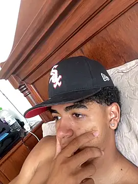 Snapshot of JoanG10 chatting on 10.10.25 JoanG10 online show from 10.10.25