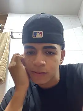 JoanG10 online show from 04.18.26