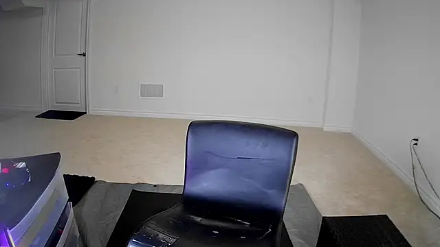 Snapshot of roma_indobong_temptress chatting on 09.11.25 roma indobong temptress online show from 09.11.25