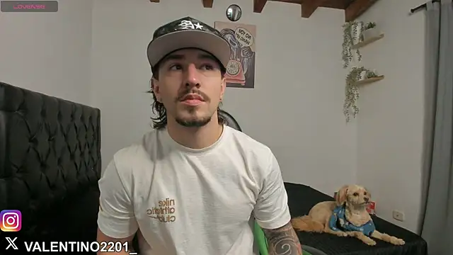 Valentino Xander online show from 10.06.25