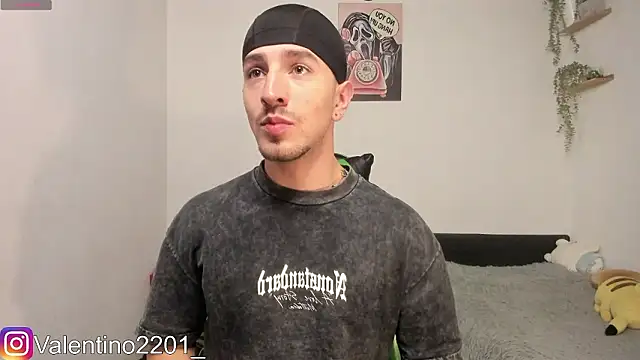 Snapshot of Valentino_Xander chatting on 03.06.26 Valentino Xander online show from 03.06.26