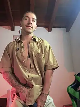 Snapshot of Valentino_Xander chatting on 03.28.26 Valentino Xander online show from 03.28.26