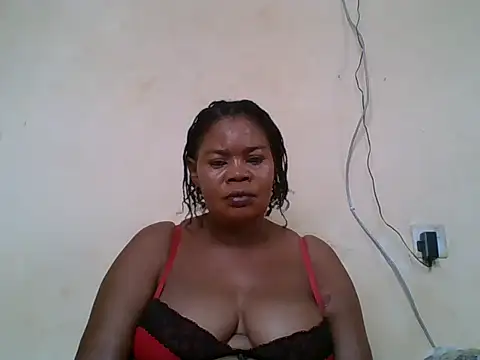 Snapshot of ANALQUEEN4 chatting on 10.04.25 ANALQUEEN4 online show from 10.04.25