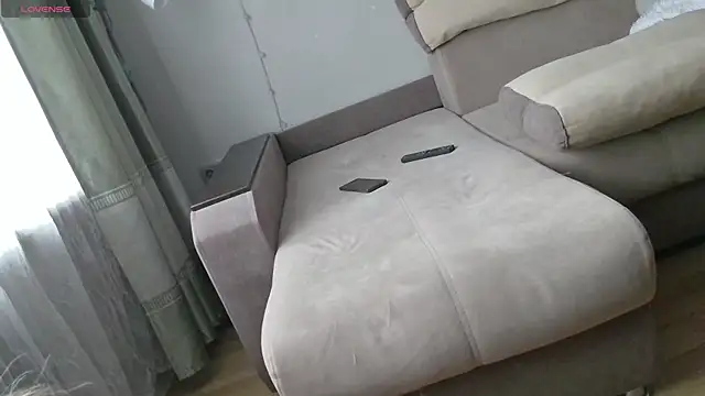 MilaaMilaa online show from 11.24.25