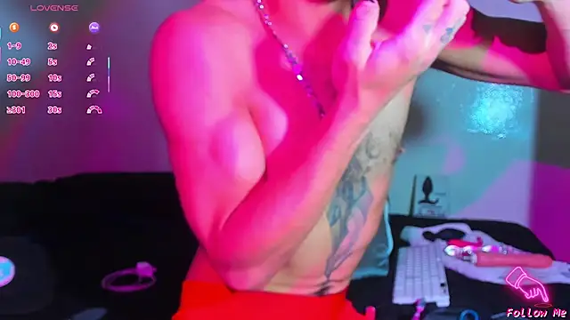 Piggy Eddy online show from 02.17.26