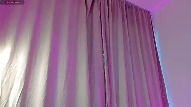 Nicole Charm online show from 12.30.24