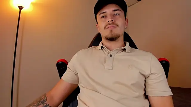 Snapshot of james_connor2 chatting on 03.04.25 james connor2 online show from 03.04.25