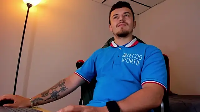 Snapshot of james_connor2 chatting on 03.08.25 james connor2 online show from 03.08.25