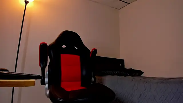 Snapshot of james_connor2 chatting on 03.11.25 james connor2 online show from 03.11.25