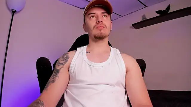 Snapshot of james_connor2 chatting on 11.30.25 james connor2 online show from 11.30.25