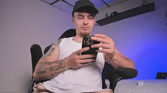 james connor2 online show from 05.06.26