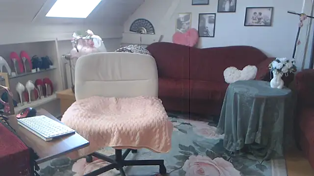 GinaBlonde online show from 06.25.26