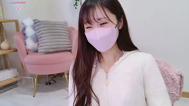 meg 0901 online show from 02.15.25