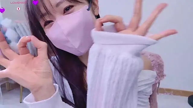 meg 0901 online show from 03.21.25