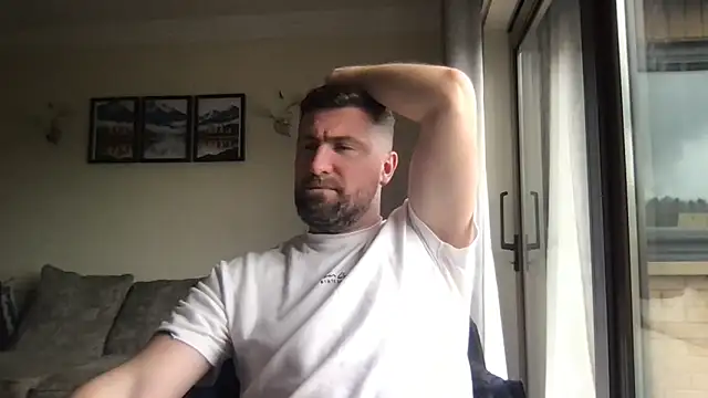MarriedManBigCock online show from 04.09.26