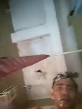 Snapshot of VL25DN26 chatting on 10.29.25 VL25DN26 online show from 10.29.25