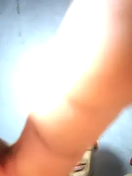 Snapshot of VL25DN26 chatting on 12.03.25 VL25DN26 online show from 12.03.25