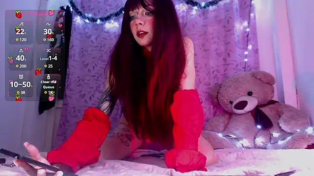 Snapshot of Alicedangerrr chatting on 12.06.24 Alicedangerrr online show from 12.06.24