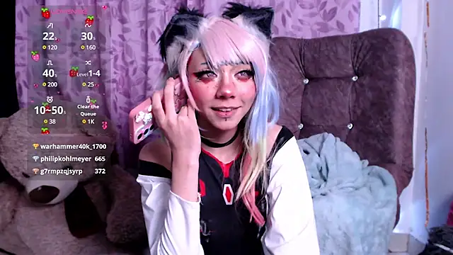 Snapshot of Alicedangerrr chatting on 02.19.25 Alicedangerrr online show from 02.19.25