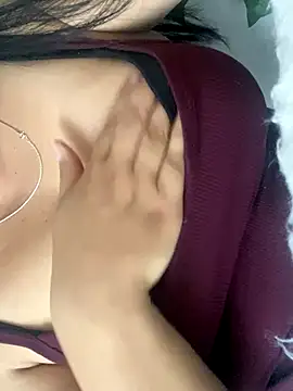 Snapshot of GreciaKMQ chatting on 11.01.25 GreciaKMQ online show from 11.01.25