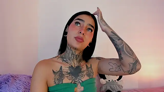 shadowcatt  online show from 12.12.24