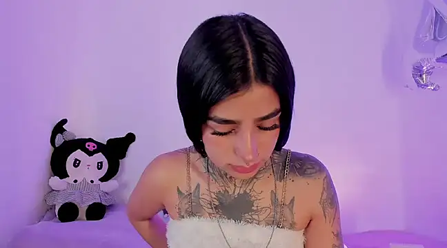 shadowcatt  online show from 02.24.25