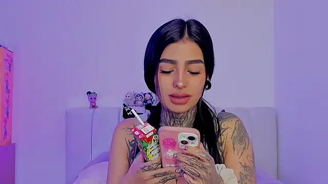 shadowcatt  online show from 10.22.25