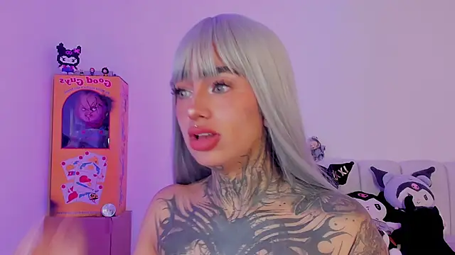 shadowcatt  online show from 10.26.25