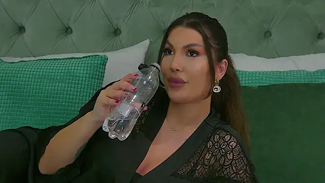 Snapshot of itsjessiebabe chatting on 01.08.25 itsjessiebabe online show from 01.08.25