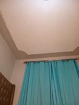 Snapshot of Pretty_tiffany chatting on 02.19.26 Pretty tiffany online show from 02.19.26