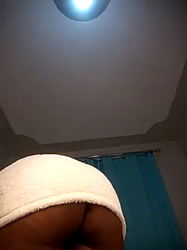 Snapshot of Pretty_tiffany chatting on 03.03.26 Pretty tiffany online show from 03.03.26