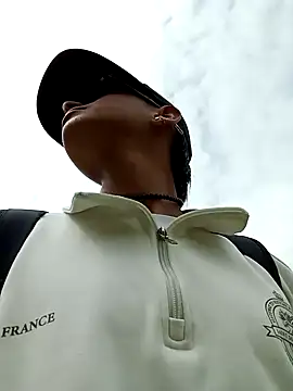 Snapshot of Cuervo_maniaco chatting on 02.06.25 Cuervo maniaco online show from 02.06.25