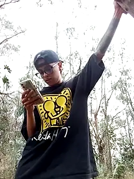 Snapshot of Cuervo_maniaco chatting on 03.05.25 Cuervo maniaco online show from 03.05.25