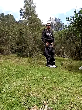 Snapshot of Cuervo_maniaco chatting on 03.21.25 Cuervo maniaco online show from 03.21.25