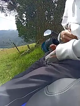 Cuervo maniaco online show from 11.21.25