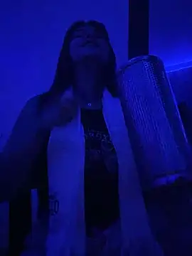 Snapshot of TifanyWhite_ chatting on 12.02.24 TifanyWhite online show from 12.02.24