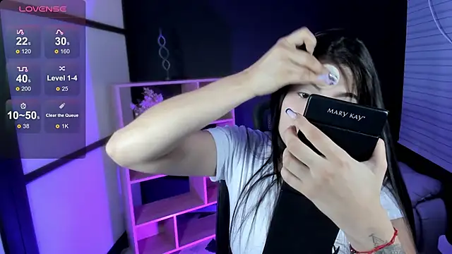 Snapshot of TifanyWhite_ chatting on 12.05.24 TifanyWhite online show from 12.05.24