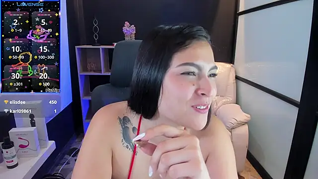 Snapshot of TifanyWhite_ chatting on 03.19.25 TifanyWhite online show from 03.19.25