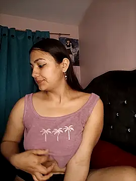 Snapshot of Nahiara_velez chatting on 02.21.25 Nahiara velez online show from 02.21.25