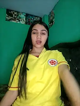 Snapshot of Nahiara_velez chatting on 06.07.26 Nahiara velez online show from 06.07.26