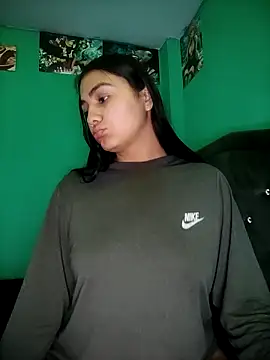Snapshot of Nahiara_velez chatting on 06.13.26 Nahiara velez online show from 06.13.26