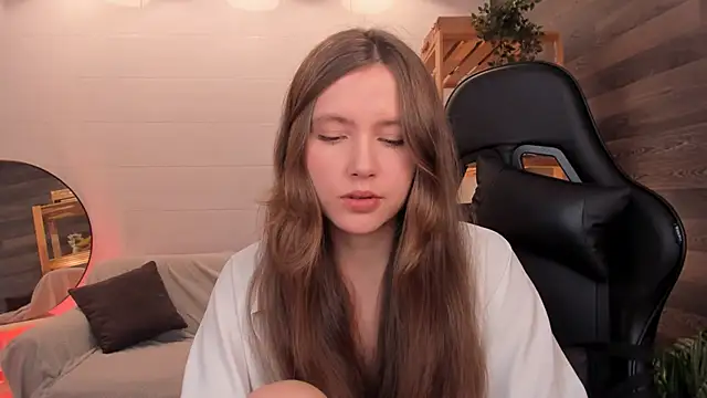 MaryannSoftt online show from 09.30.25