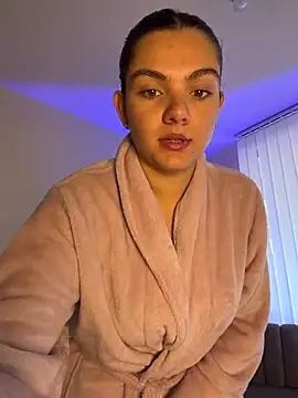 Snapshot of eva_y_marcelo chatting on 08.06.26 eva y marcelo online show from 08.06.26