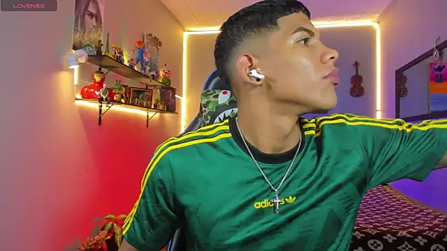Damian latinxxx online show from 07.10.26